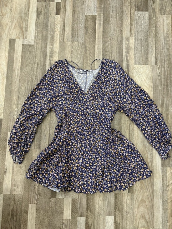 Zara Dresses & Skirts - NWOT Zara Ditzy Floral Dress with Skater Style Skirt Medium